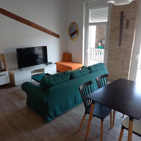 شقة Traditional Valencian Townhouse In كاتاروخا المظهر الخارجي الصورة